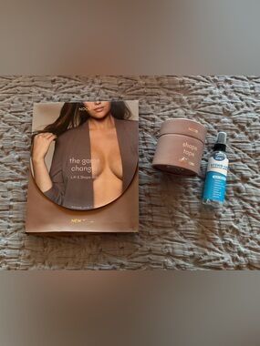 Nood Bra + Shape Tape with Bonus Spray